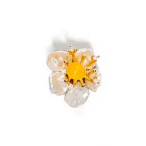 Chokore Natural Baroque Floral Brooch (Yellow)